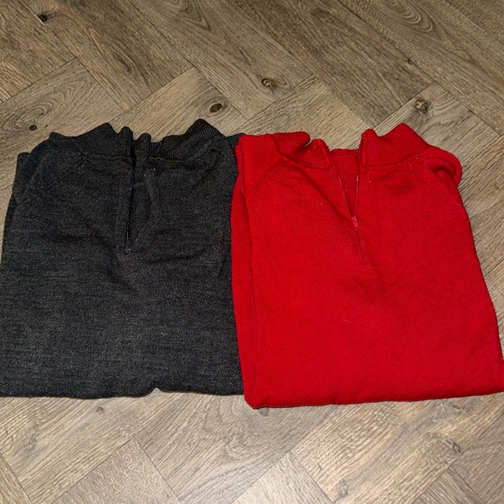 Bundle of Sag harbor sweaters